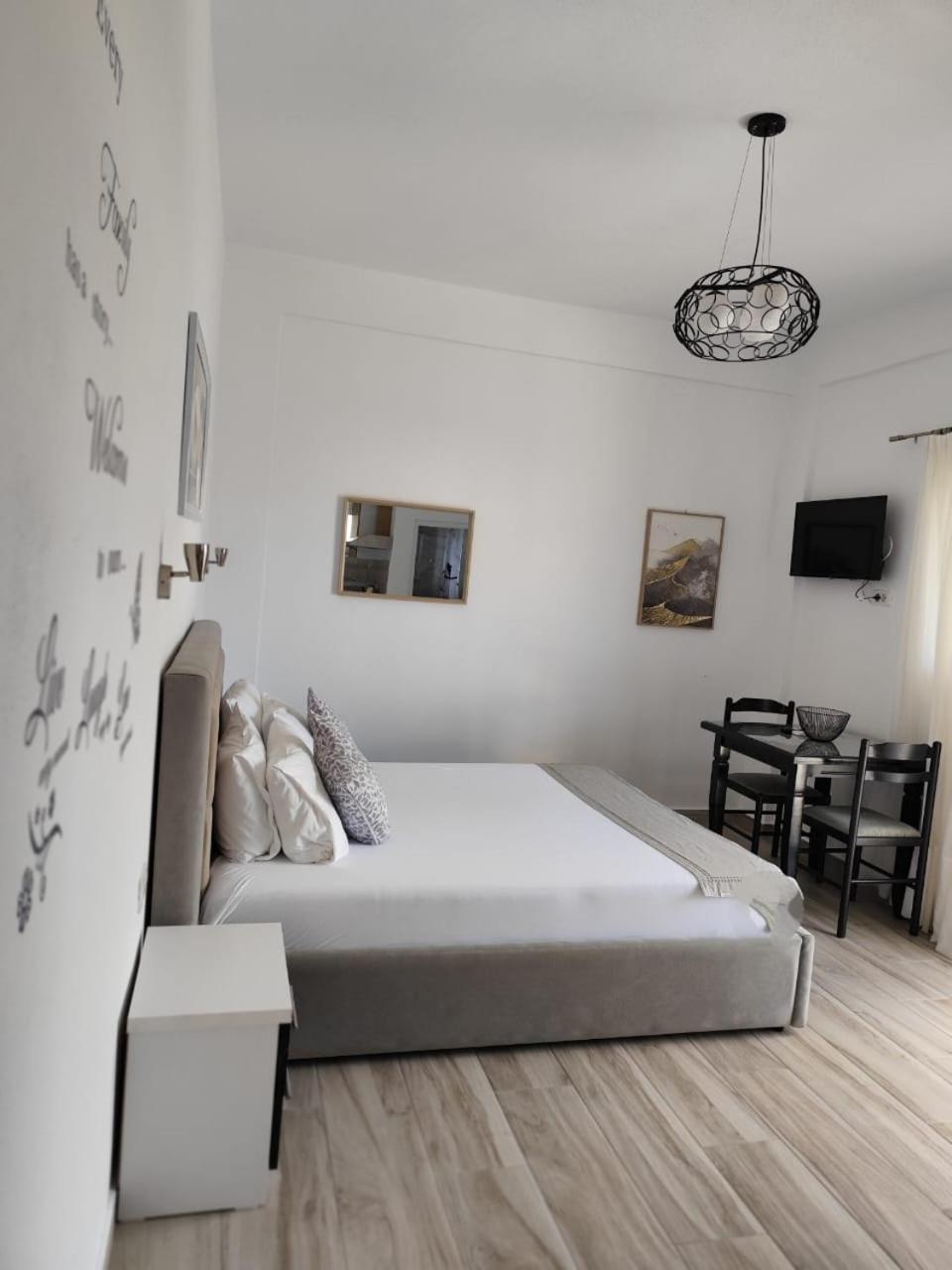 M&J Home Ksamil Exterior photo